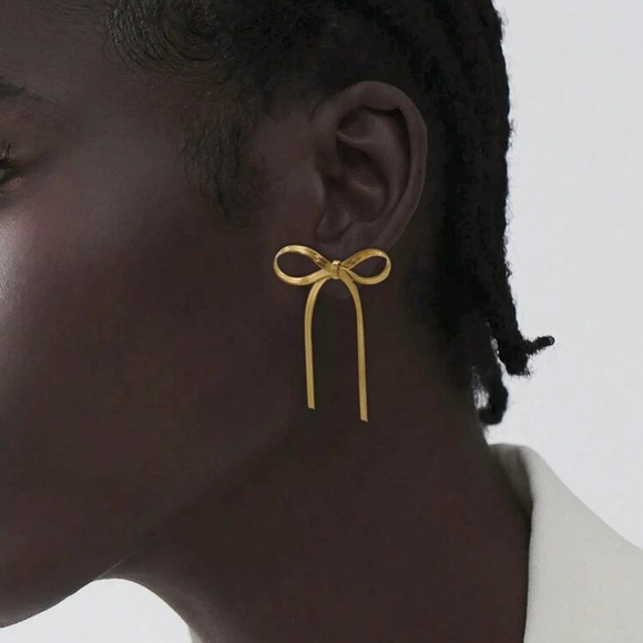 “Lauren” 🎀 Ribbon Bow Earrings Stainless Steel - Picture 1 of 4